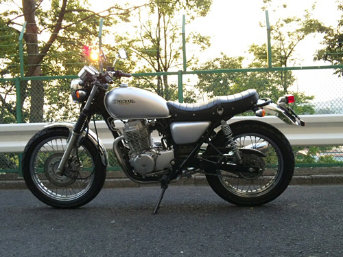 CB400SS